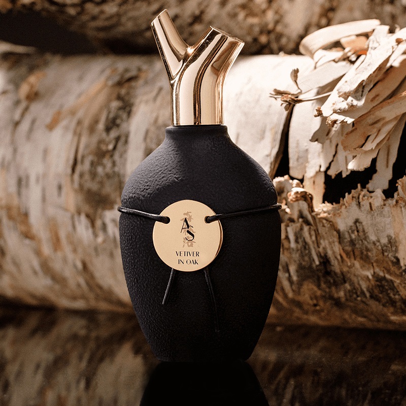 Vetiver In Oak Eau de Parfum Women and Men Scents Of Wood perfume