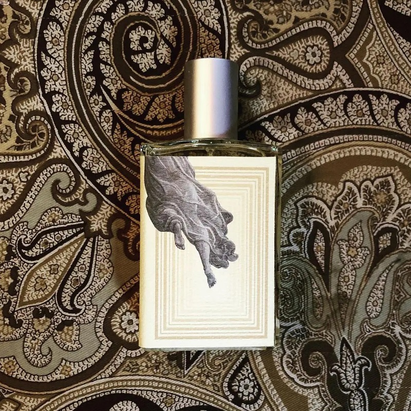Whispered Myths Eau de Parfum Women and Men Imaginary Authors perfume & fragrance - Riah