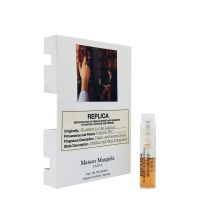 Whispers in the Library Eau de Toilette for Women and Men Maison Martin Margiela