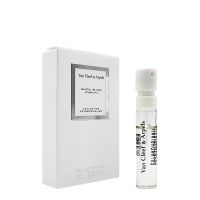 Santal Blanc Eau de Parfum for Women and Men