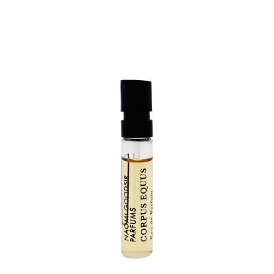عطر كوربوس ايكوس أو دي بارفيوم للجنسين نائومي جودسير