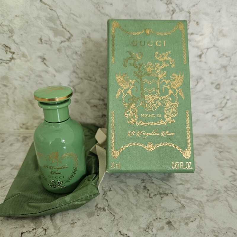 A Forgotten Rose Perfume Oil Eau de Parfum for Women and Men