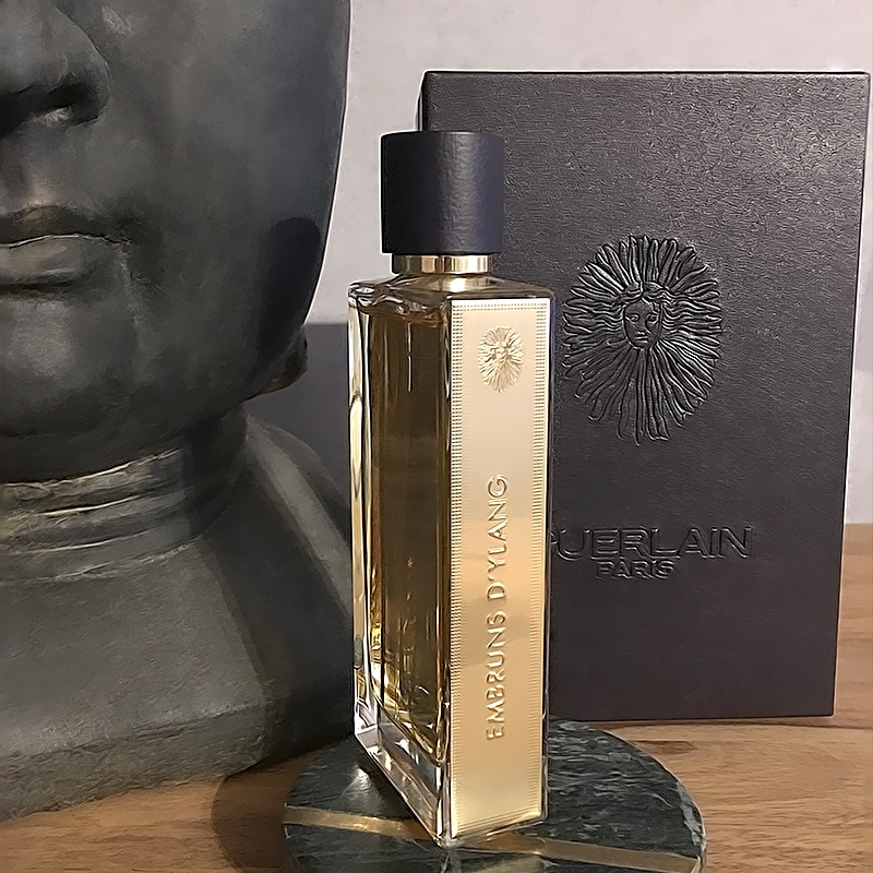 Embruns dYlang Eau de Parfum for Women and Men perfume & fragrance