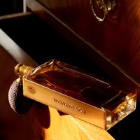 Bois dArmenie Eau de Parfum for Women and Men