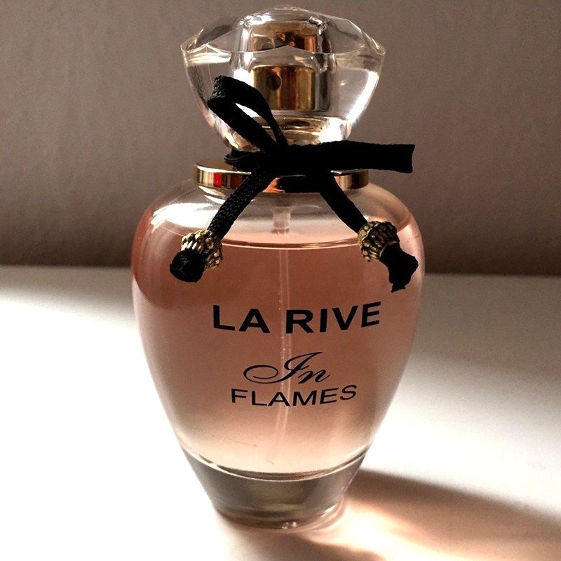 In Flames Eau de Parfum for Women and Men perfume fragrance Riah