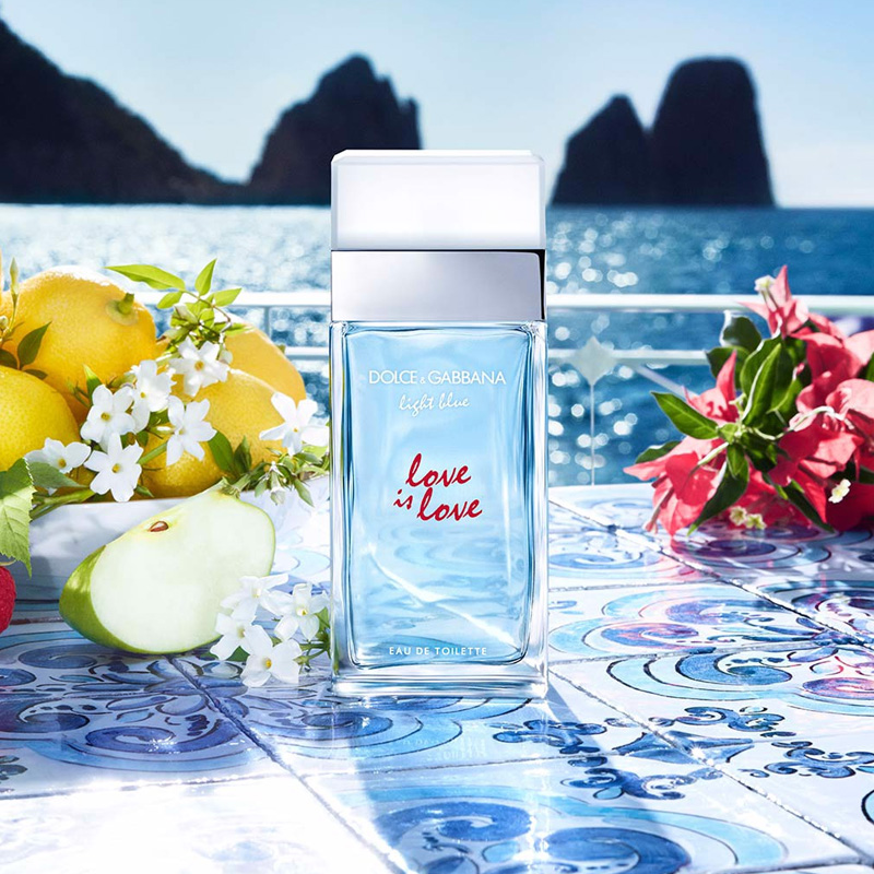 Dolce&Gabbana: light blue shops love is love