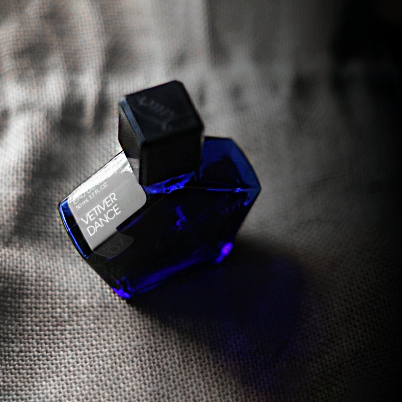 07 Vetiver Dance Eau de Toilette for Women And Men perfume