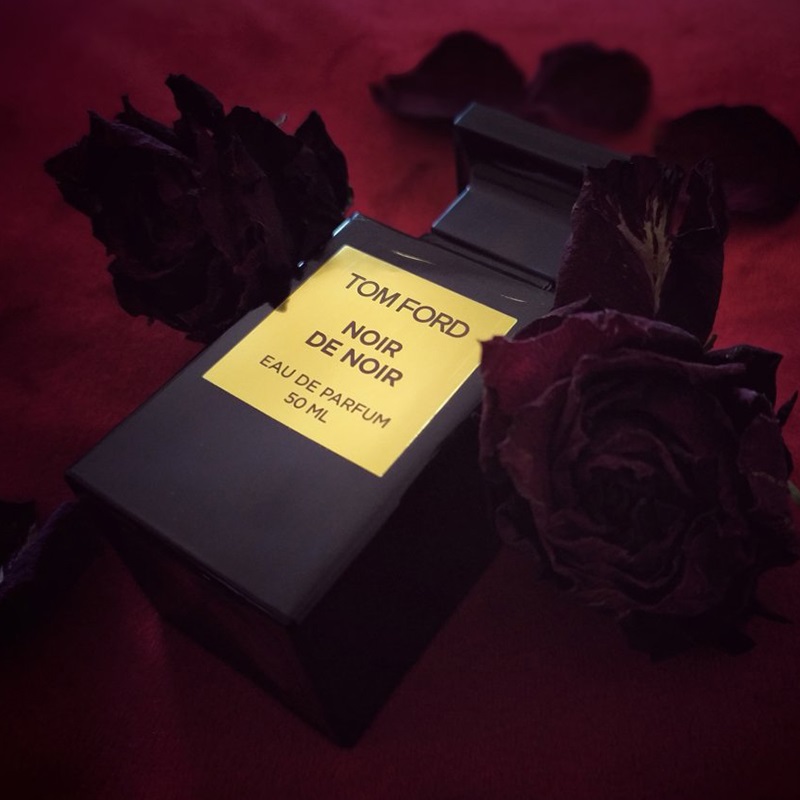 Noir de Noir Eau de Parfum for Women and Men Tomford perfume