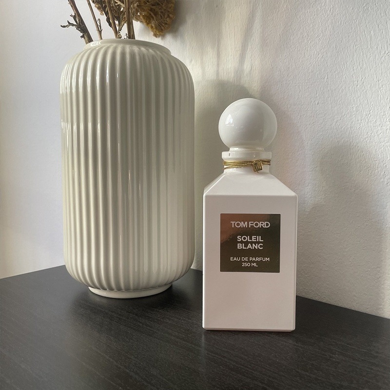 香水(女性用) TOM FORD SOLEIL BLANC Eau de Parfum 50ml Eau de Soleil Blanc - TOM FORD | Sephora