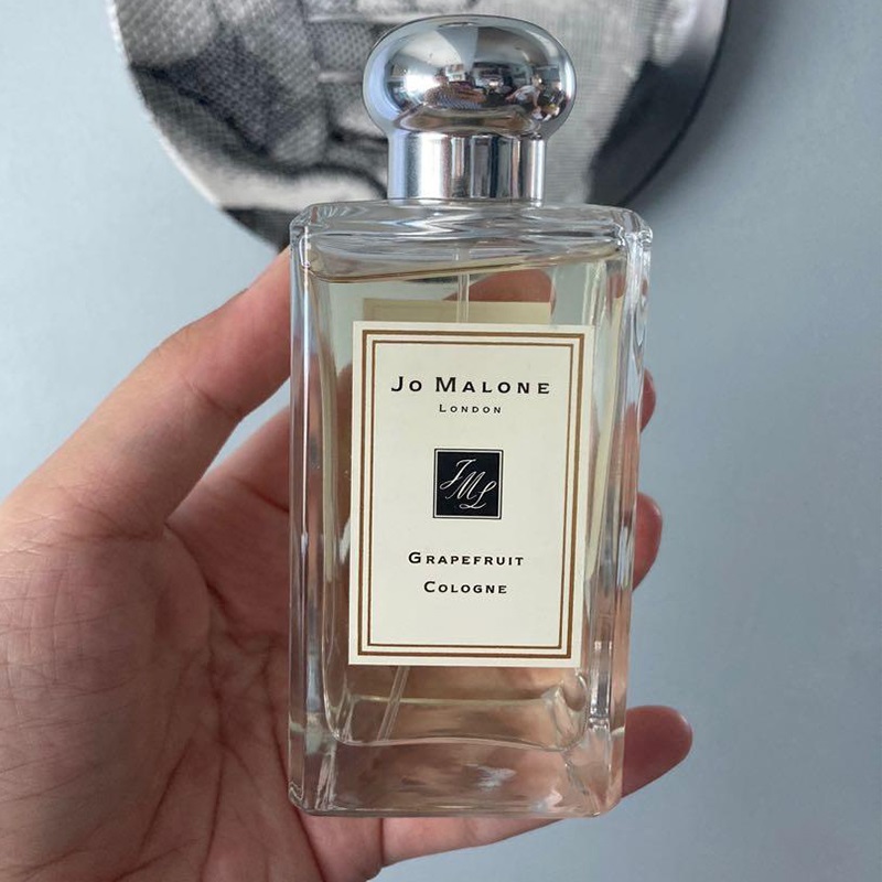 Grapefruit Eau de Cologne for Women and Men perfume & fragrance - Riah