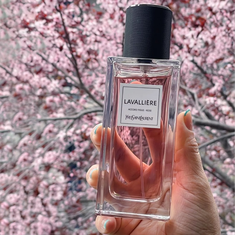 Lavalliere New Addition in Le Vestiaire des Parfums Eau de Parfum