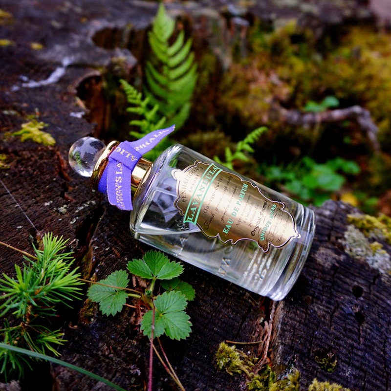 Lavandula Eau de Parfum for Women and Men perfume & fragrance - Riah