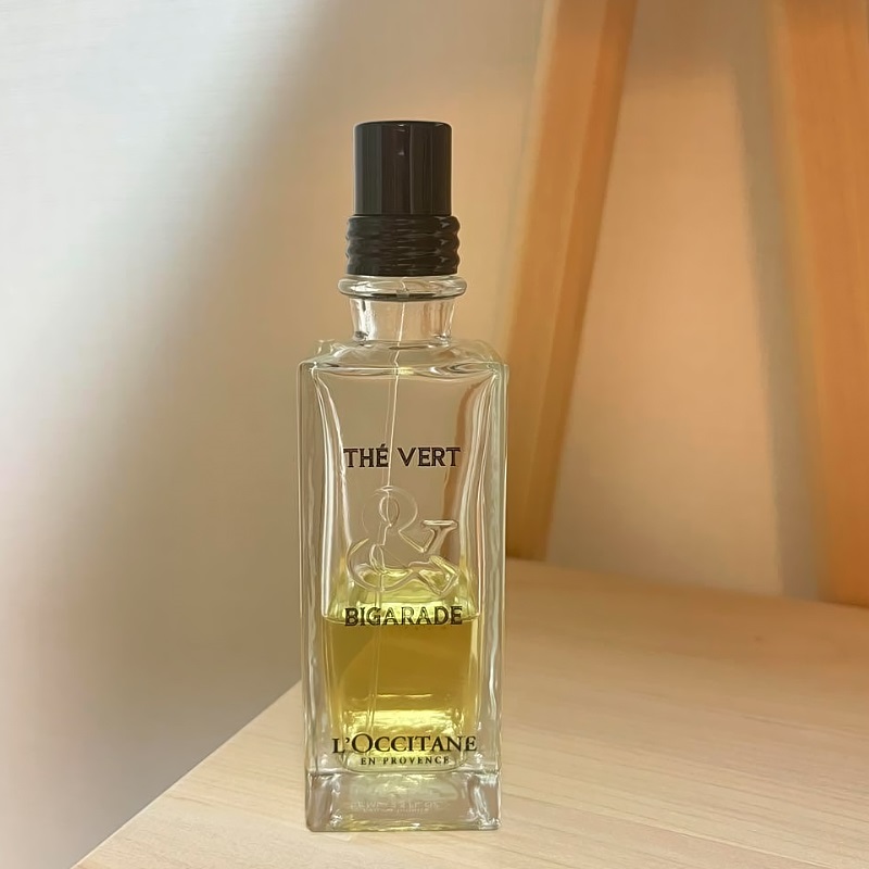The Vert & Bigarade Eau de Toilette for Women and Men perfume