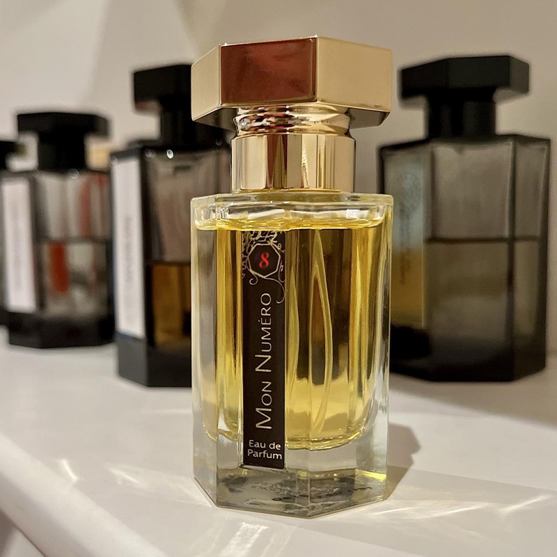 Mon Numero 8 Eau de Parfum for Women and Men L Artisan Parfumeur