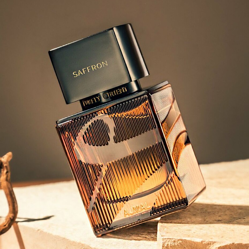 Saffron Eau de Parfum Women and Men Ajmal perfume fragrance Riah