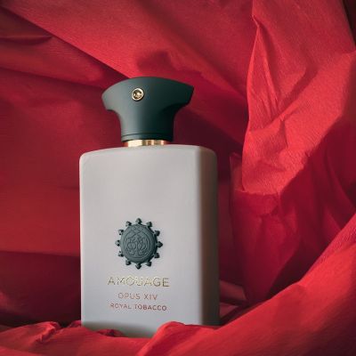 amouage red tobacco Opus XIV Royal by accompanied by myrrh Opus XIV Royal Tobacco Eau