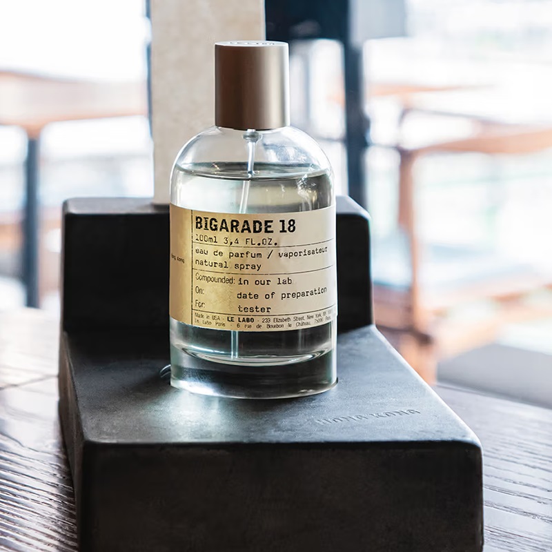 Bigarade 18 Hong Kong Eau de Parfum for Women and Men Le