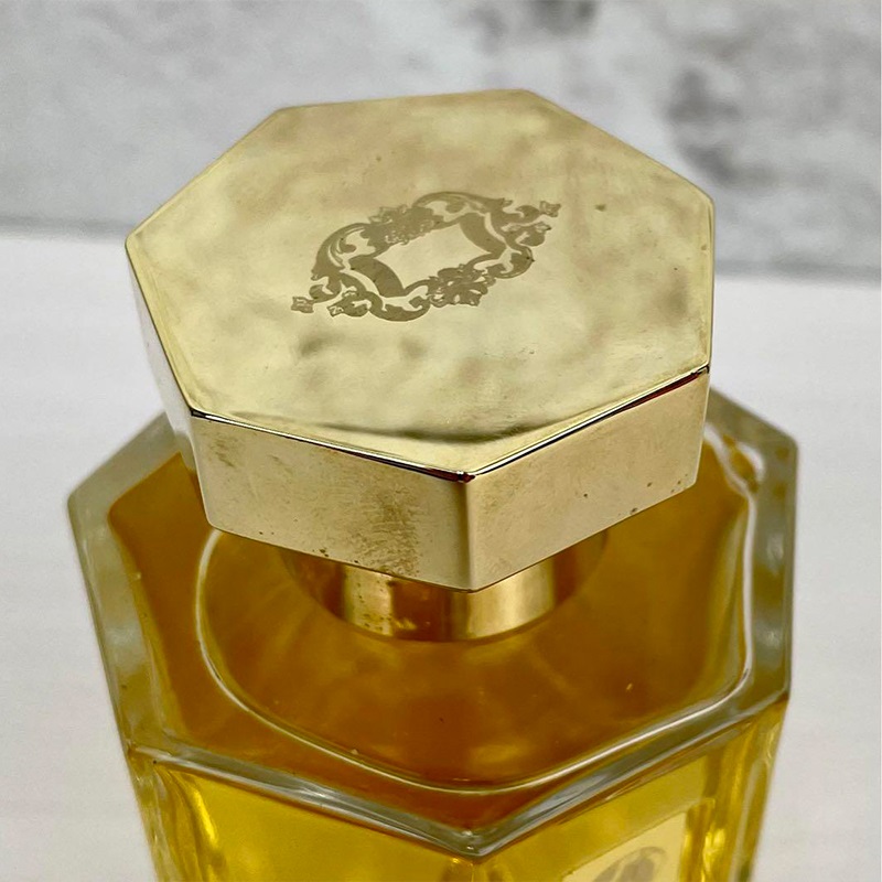 Vanilia Eau de Toilette for Women and Men L Artisan Parfumeur