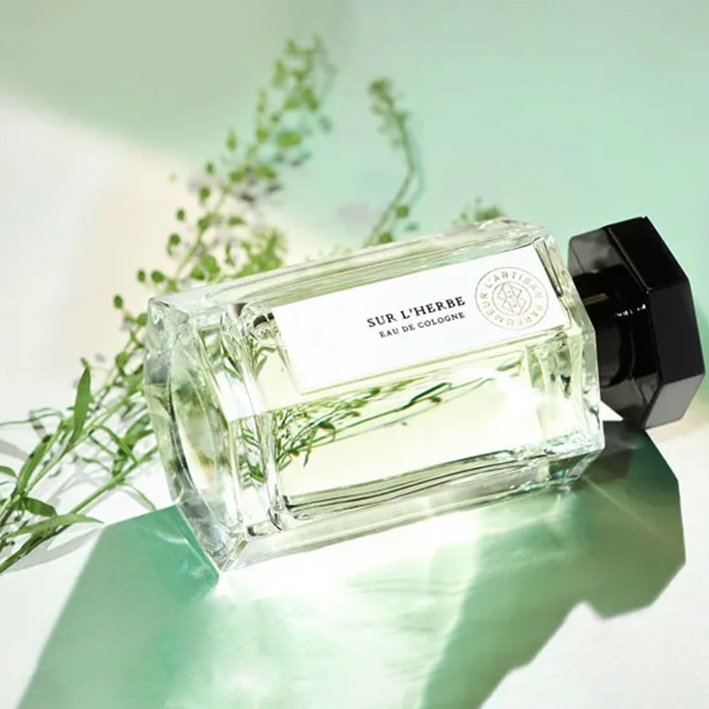 Sur L Herbe Eau de Cologne for Women and Men L Artisan Parfumeur
