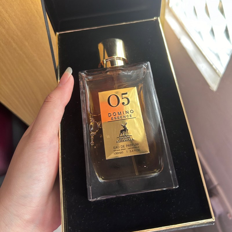 05 Domino Essence Eau de Parfum Women and Men Maison Alhambra