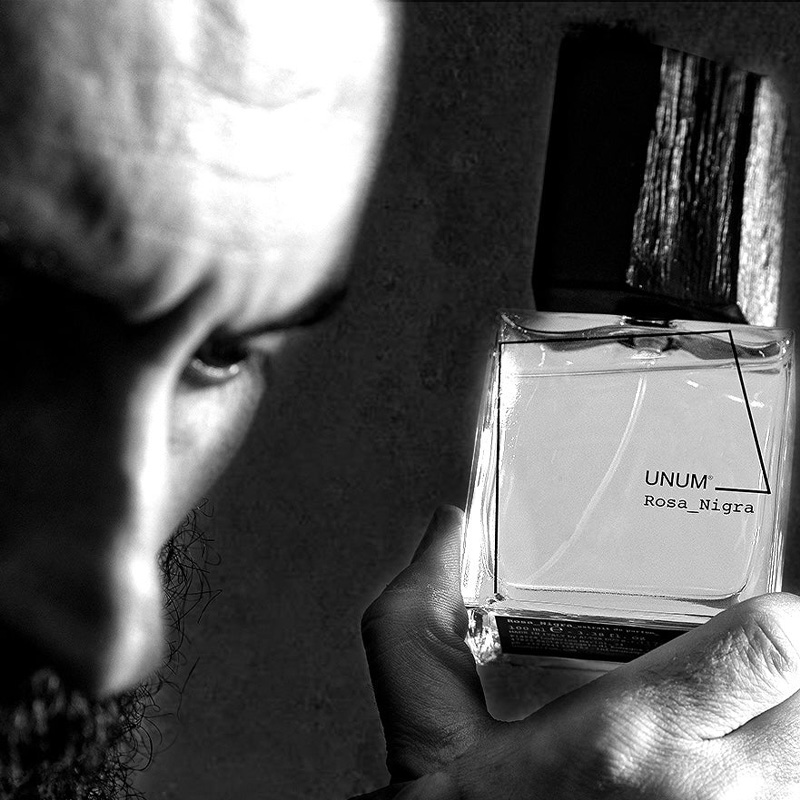 Rosa Nigra Extrait de Parfum Women and Men Filippo Sorcinelli