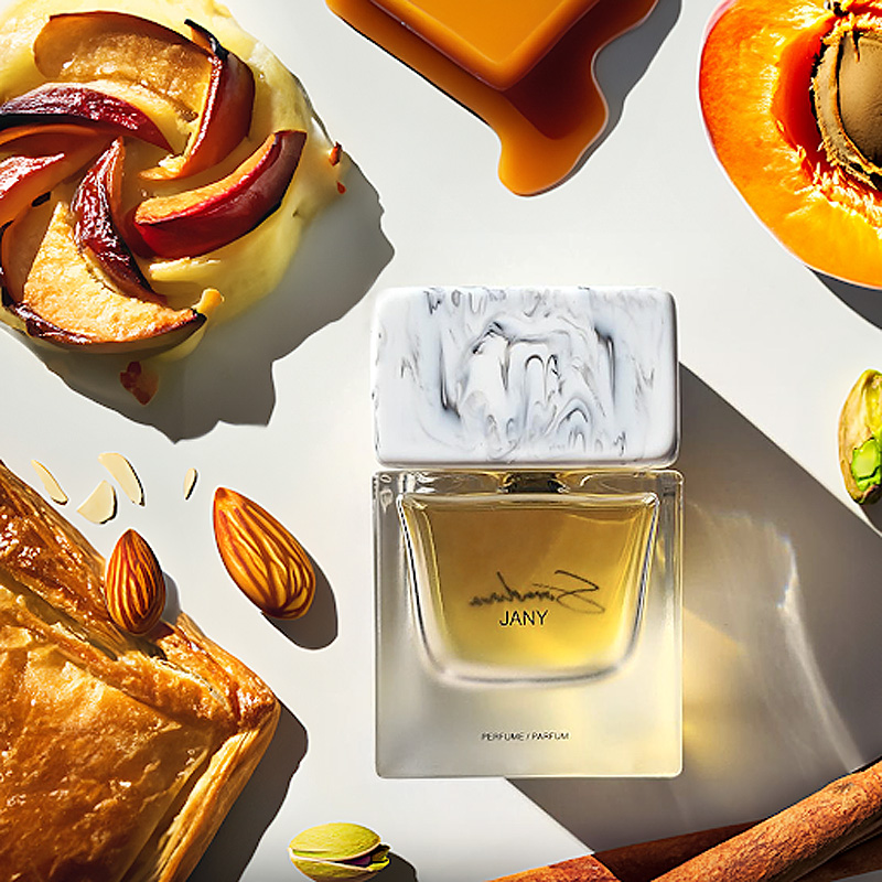 Jany Extrait de Parfum Women and Men Sora Dora perfume & fragrance