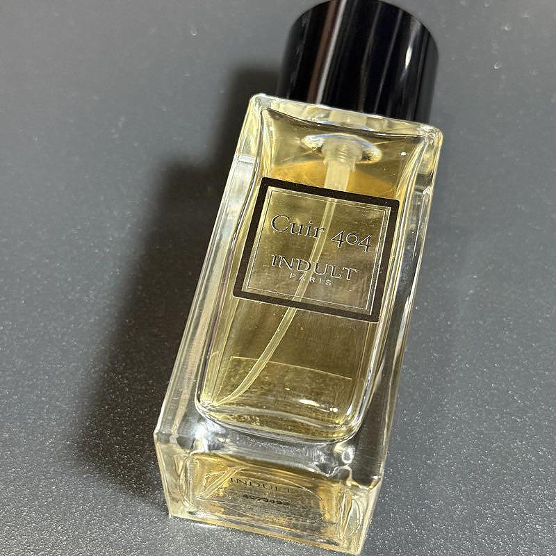 Cuir 404 Eau de Parfum Women and Men Indult perfume & fragrance - Riah