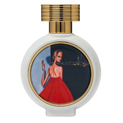 سيدة باللون الأحمر عطر نسائي من شركة العطور الراقية